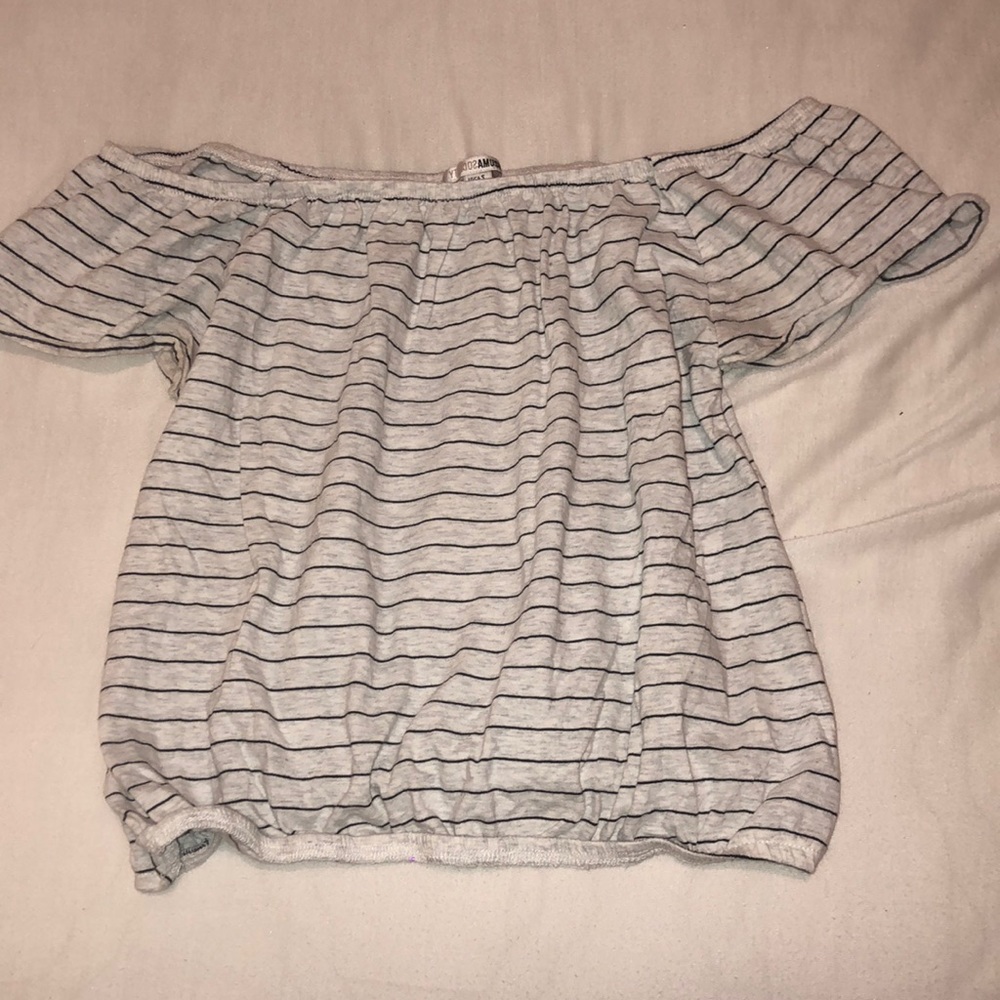 Amuse society Off-The-Shoulder Tee Size S